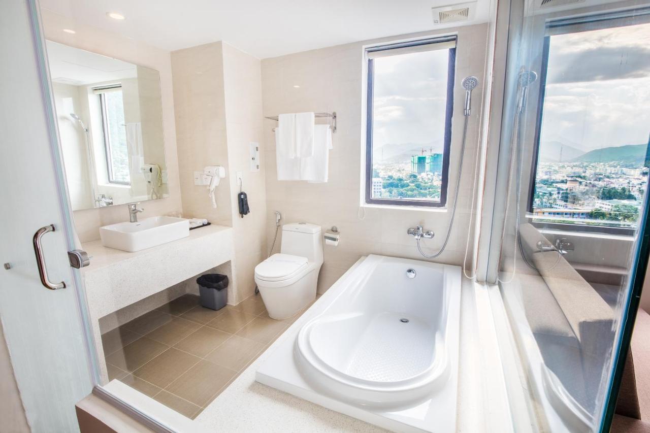King Town Grand Hotel & Wedding Center Nha Trang Dış mekan fotoğraf