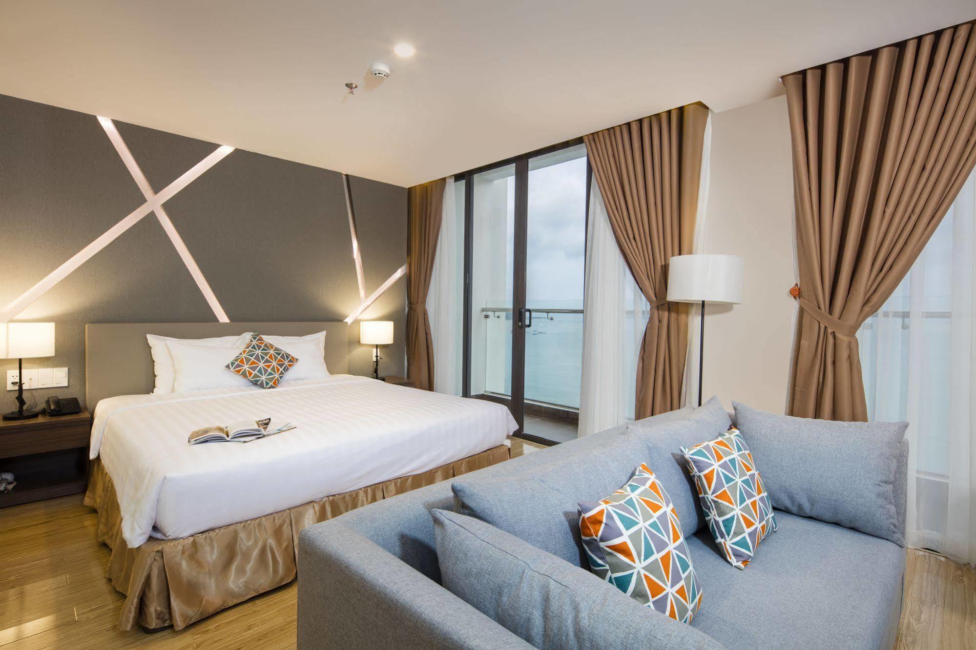 King Town Grand Hotel & Wedding Center Nha Trang Dış mekan fotoğraf