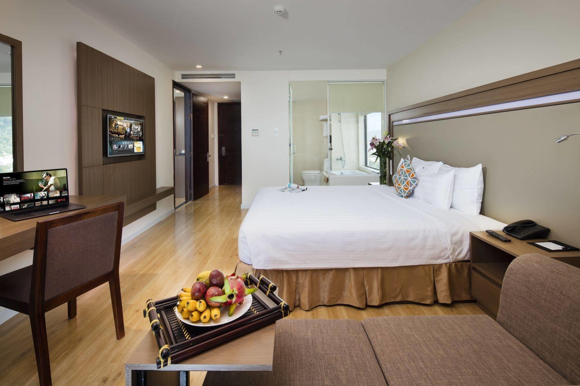 King Town Grand Hotel & Wedding Center Nha Trang Dış mekan fotoğraf