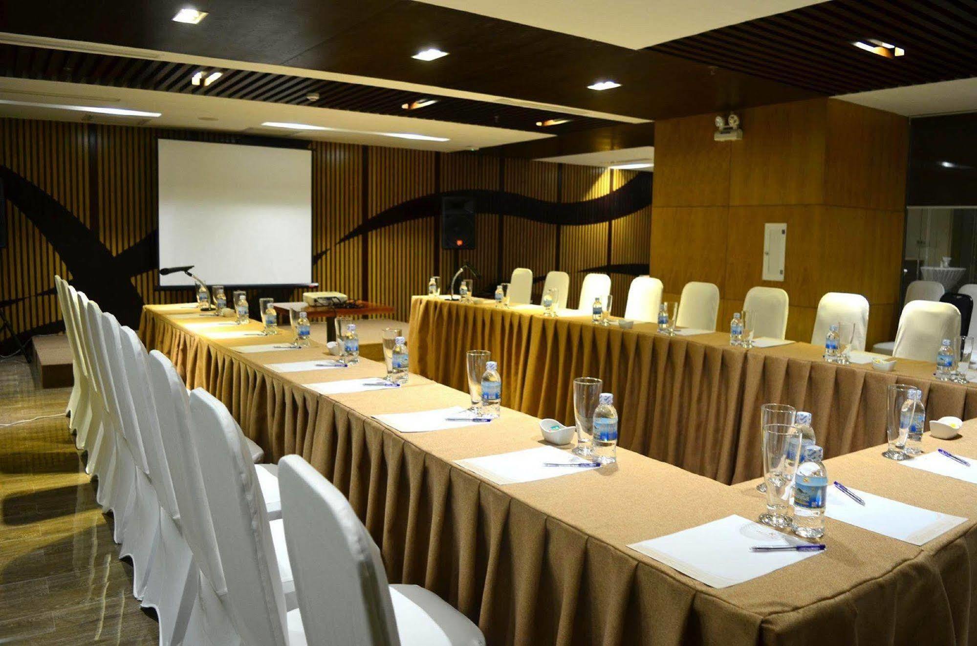 King Town Grand Hotel & Wedding Center Nha Trang Dış mekan fotoğraf