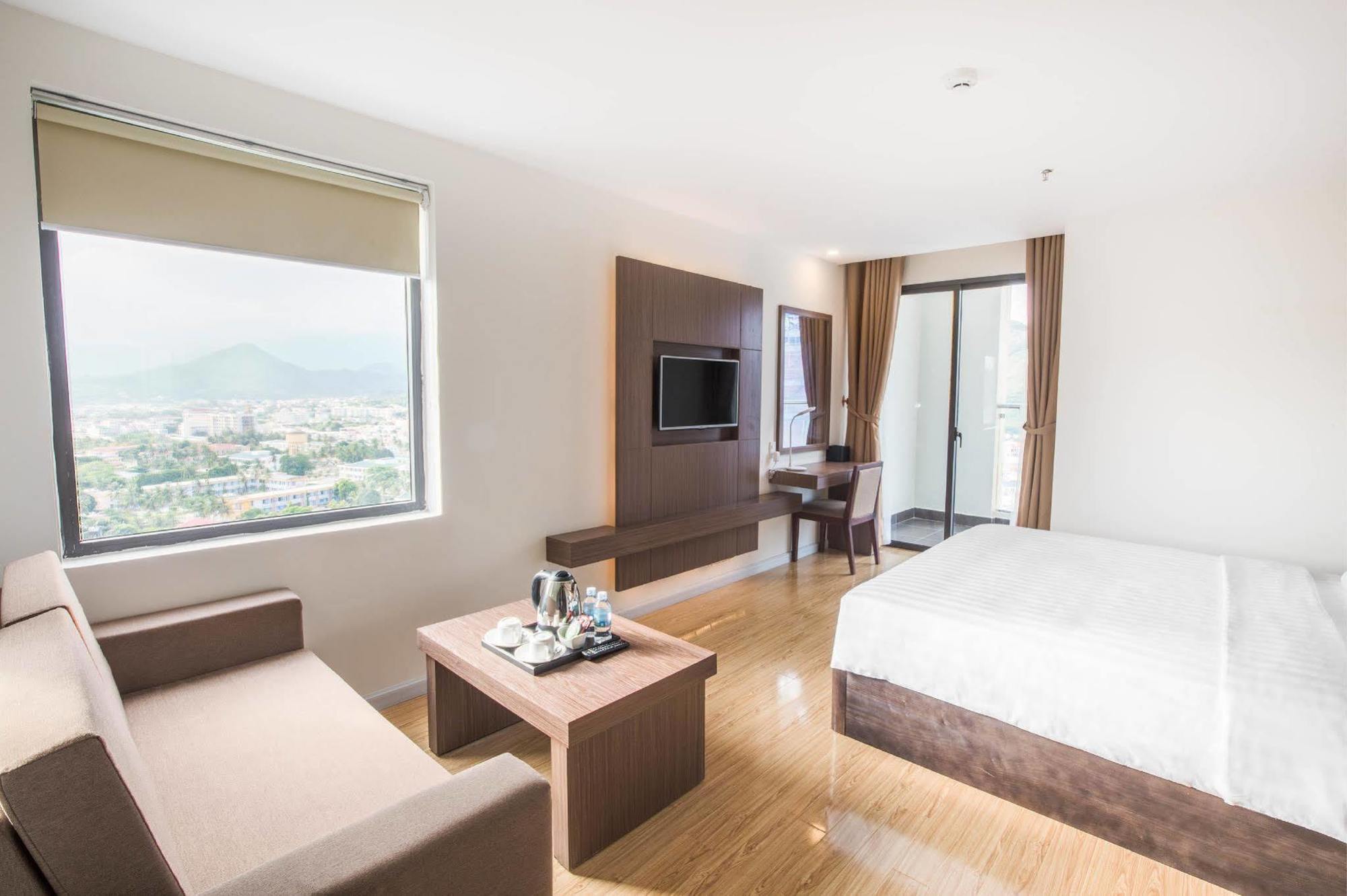 King Town Grand Hotel & Wedding Center Nha Trang Dış mekan fotoğraf
